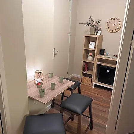 Hotel Harbour Volendam 3*